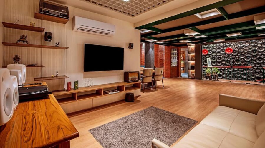 Where Creativity Meets Precision – Music & Video Studio Design